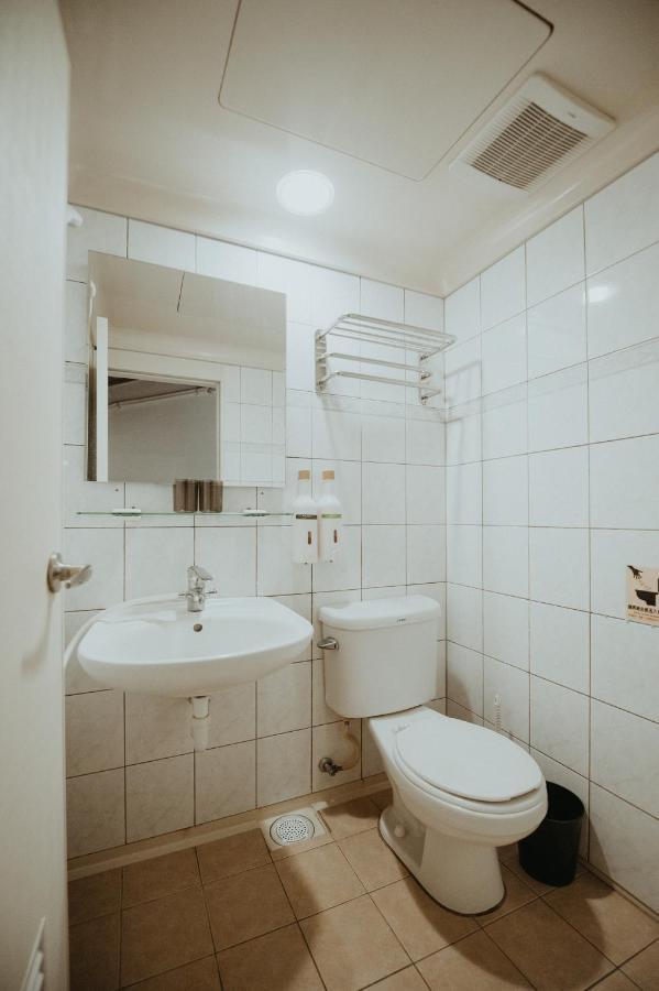 Live Guest House Жинченг Екстериор снимка